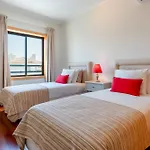 Penthouse With Pool View In By Lovelystay Albufeira