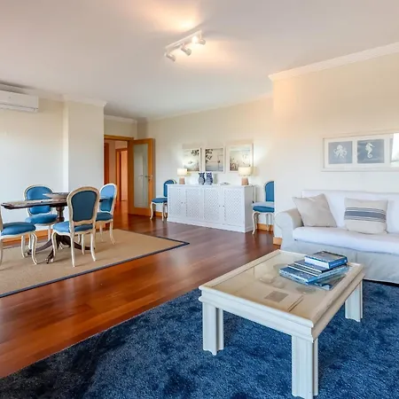 Penthouse With Pool View In By Lovelystay