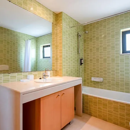 Apartman Penthouse With Pool View In By Lovelystay *