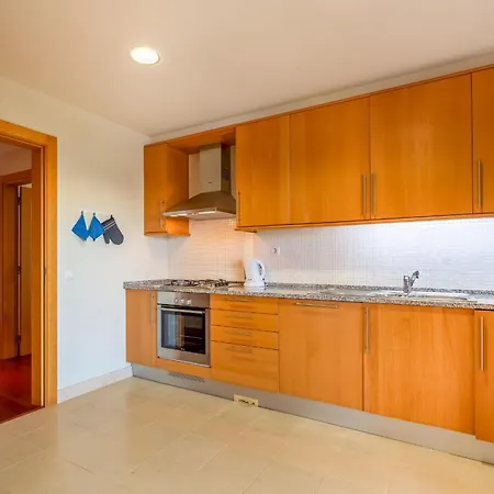 Penthouse With Pool View In By Lovelystay *